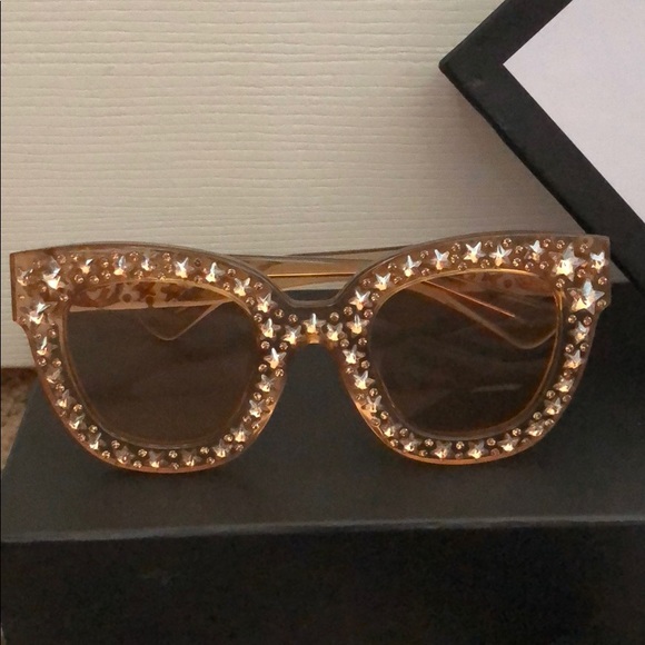 gucci cat eye acetate sunglasses with stars